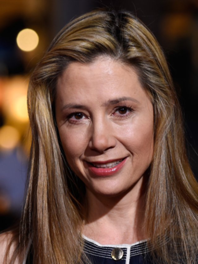 From Heartbreak to Triumph: Mira Sorvino’s Journey from ‘Dancing With the Stars’ to ‘Celebrity Jeopardy